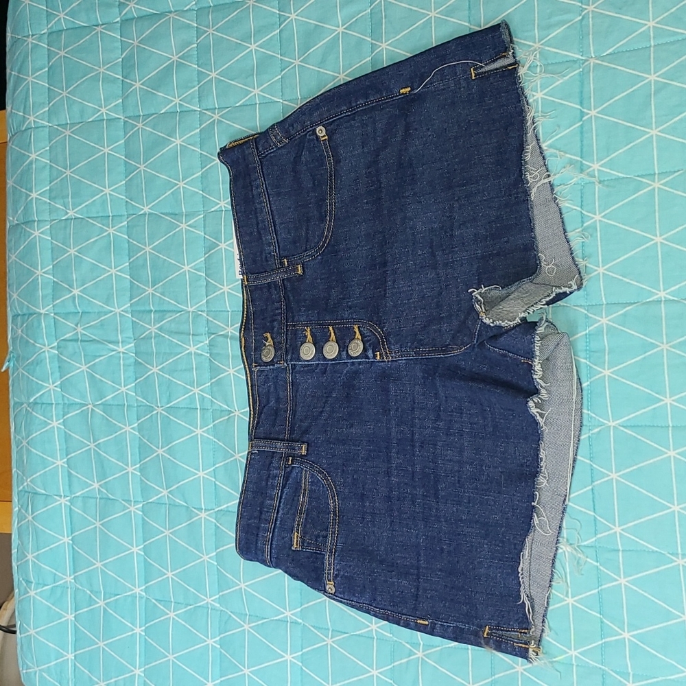 Old Navy Boyfriend Jean Shorts Women's Size 6